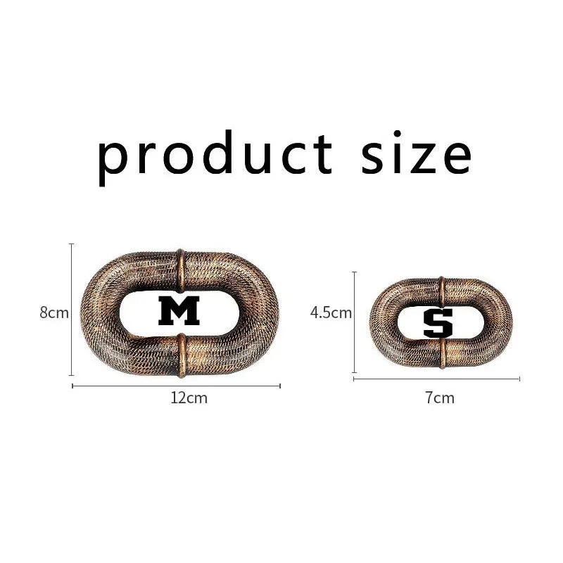 Viktor - Överdimensionerat fejkat kedjekoppel för hundar